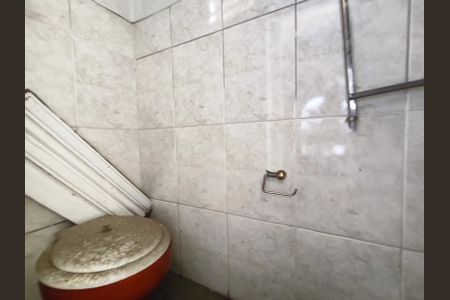 Casa à venda com 160m², 3 quartos e 2 vagasBanheiro de serviço