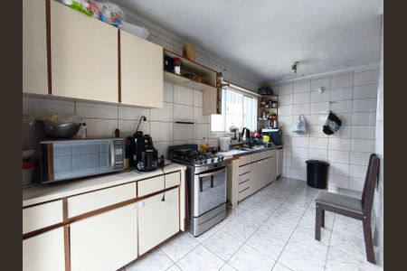 Casa à venda com 160m², 3 quartos e 2 vagasCozinha