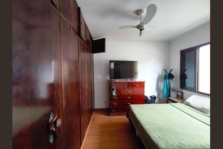 Casa à venda com 160m², 3 quartos e 2 vagasSuíte