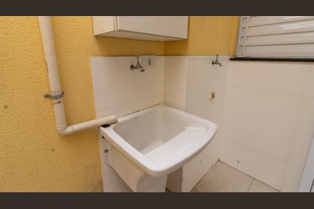 Apartamento à venda com 42m², 2 quartos e 1 vaga Apartamento à venda com 42m², 2 quartos e 1 vagaÁrea de Serviço