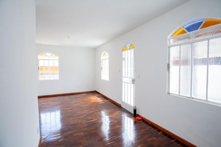 Sala de casa para alugar com 3 quartos, 250m² em Fonte Grande, Contagem