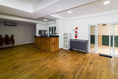 Apartamento para alugar com 50m², 2 quartos e 1 vaga Apartamento para alugar com 50m², 2 quartos e 1 vagaÁrea comum - Salão de festas