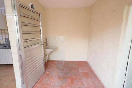 Casa à venda com 82m², 2 quartos e 1 vagaÁrea de Serviço