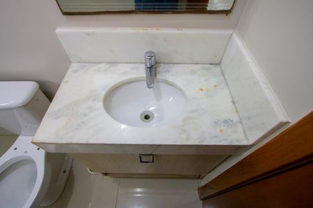 Apartamento à venda com 67m², 2 quartos e 1 vagaBanheiro do quarto 1