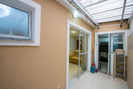 Apartamento à venda com 67m², 2 quartos e 1 vagaÁrea externa