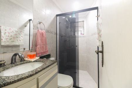 Apartamento à venda com 77m², 3 quartos e 2 vagas Apartamento à venda com 77m², 3 quartos e 2 vagasBanheiro Social