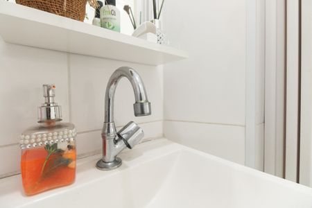 Apartamento à venda com 77m², 3 quartos e 2 vagas Apartamento à venda com 77m², 3 quartos e 2 vagasÁrea de Serviço - Banheiro de Serviço