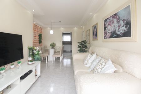 Apartamento à venda com 77m², 3 quartos e 2 vagas Apartamento à venda com 77m², 3 quartos e 2 vagasSala