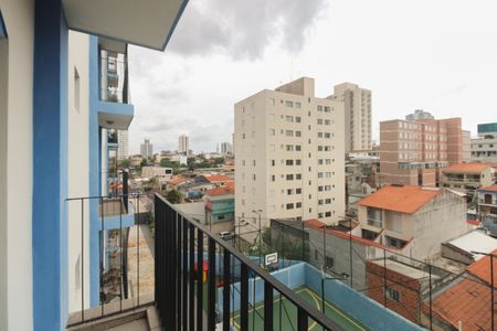 Varanda  de apartamento à venda com 3 quartos, 77m² em Vila Esperança, São Paulo