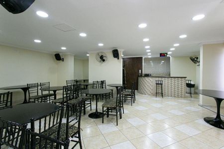 Apartamento à venda com 77m², 3 quartos e 2 vagas Apartamento à venda com 77m², 3 quartos e 2 vagasCondomínio - Salão de Festas