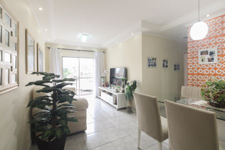 Sala  de apartamento à venda com 3 quartos, 77m² em Vila Esperança, São Paulo