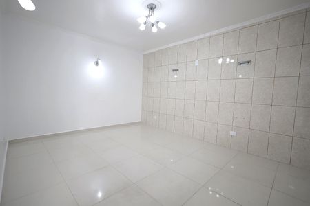 Sala de casa para alugar com 2 quartos, 300m² em Utinga, Santo André