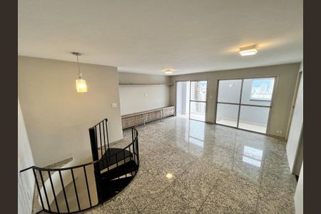 Apartamento para alugar com 162m², 5 quartos e 3 vagas Apartamento para alugar com 162m², 5 quartos e 3 vagasCobertura