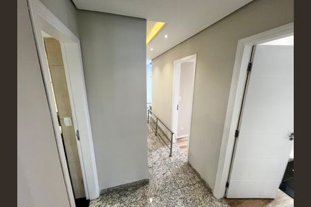 Apartamento para alugar com 162m², 5 quartos e 3 vagas Apartamento para alugar com 162m², 5 quartos e 3 vagasCorredor
