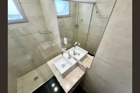 Apartamento para alugar com 162m², 5 quartos e 3 vagas Apartamento para alugar com 162m², 5 quartos e 3 vagasBanheiro da Suíte 1