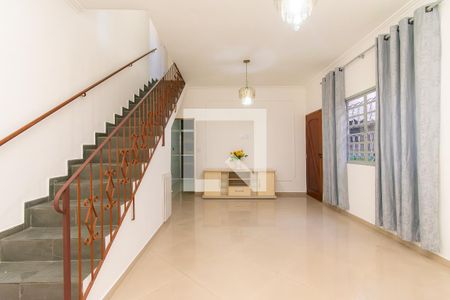 Sala de casa para alugar com 4 quartos, 126m² em Vila Prudente, São Paulo