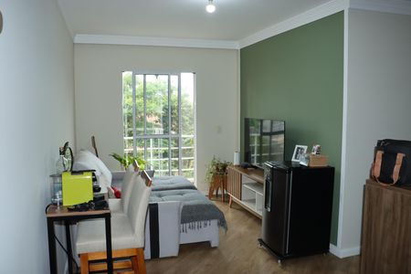 Sala de apartamento para alugar com 2 quartos, 49m² em Jardim dos Ipes, Cotia