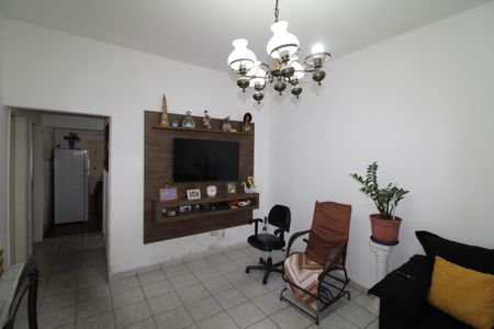 Sala de casa para alugar com 2 quartos, 80m² em Vila Vitorio Mazzei, São Paulo