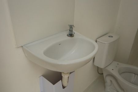 Banheiro de apartamento para alugar com 2 quartos, 31m² em Vila Plana, São Paulo