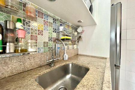 Apartamento à venda com 59m², 2 quartos e 1 vagaCozinha