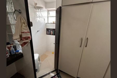 Banheiro de apartamento à venda com 4 quartos, 259m² em Cidade Nova, Belo Horizonte