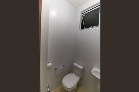 Banheiro de kitnet/studio para alugar com 1 quarto, 20m² em Centro, Niterói