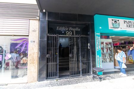 Fachada de kitnet/studio para alugar com 1 quarto, 20m² em Centro, Niterói