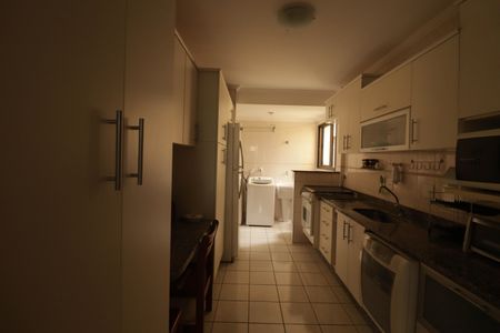Apartamento à venda com 95m², 3 quartos e 1 vaga Apartamento à venda com 95m², 3 quartos e 1 vagaCozinha