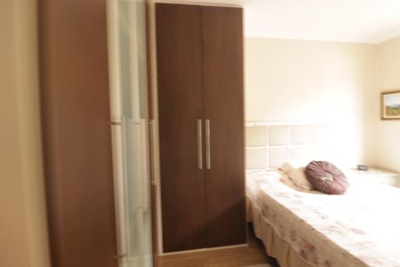 Apartamento à venda com 95m², 3 quartos e 1 vaga Apartamento à venda com 95m², 3 quartos e 1 vagaSuíte
