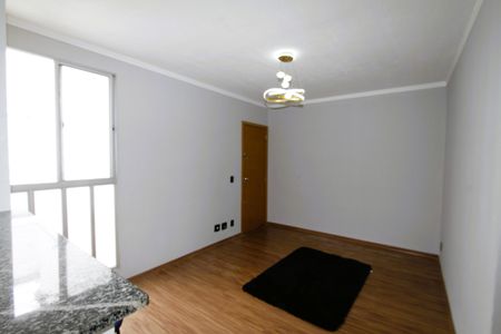 Sala de apartamento para alugar com 2 quartos, 46m² em Califórnia, Contagem
