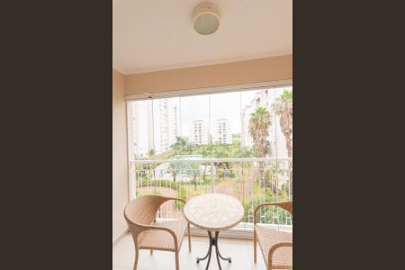 Sacada da Sala de apartamento para alugar com 2 quartos, 62m² em Jardim São Vicente, Campinas