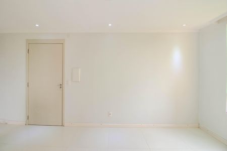 Sala de apartamento à venda com 2 quartos, 43m² em Rubem Berta, Porto Alegre