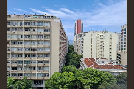 Vista do quarto 1 de apartamento para alugar com 2 quartos, 75m² em Catete, Rio de Janeiro