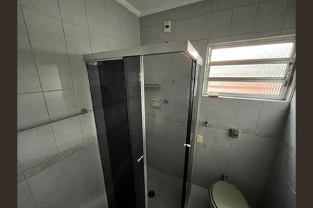 Casa à venda com 220m², 3 quartos e 4 vagasBanheiro da Suíte