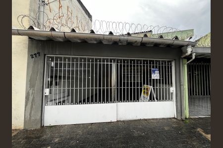 Casa à venda com 220m², 3 quartos e 4 vagasFachada
