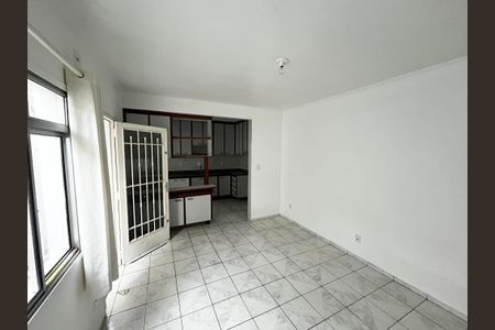 Casa à venda com 220m², 3 quartos e 4 vagasCozinha