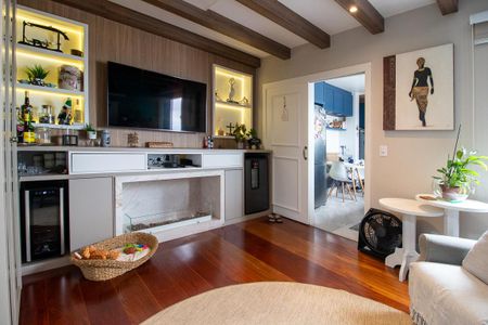 Apartamento para alugar com 264m², 5 quartos e 2 vagas Apartamento para alugar com 264m², 5 quartos e 2 vagasSala de TV