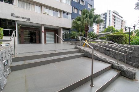 Apartamento para alugar com 264m², 5 quartos e 2 vagas Apartamento para alugar com 264m², 5 quartos e 2 vagasÁrea comum