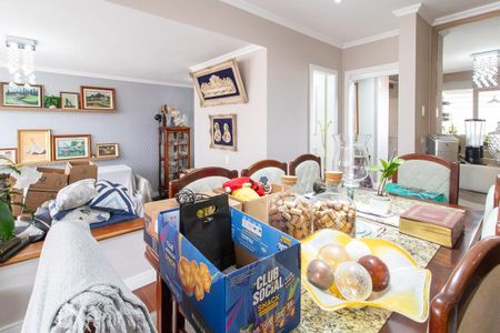 Apartamento para alugar com 264m², 5 quartos e 2 vagas Apartamento para alugar com 264m², 5 quartos e 2 vagasSala de Jantar