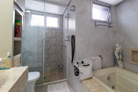 Apartamento para alugar com 264m², 5 quartos e 2 vagas Apartamento para alugar com 264m², 5 quartos e 2 vagasBanheiro da Suíte