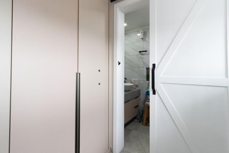 Apartamento para alugar com 264m², 5 quartos e 2 vagas Apartamento para alugar com 264m², 5 quartos e 2 vagasQuarto 4 - Suíte