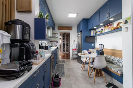 Apartamento para alugar com 264m², 5 quartos e 2 vagas