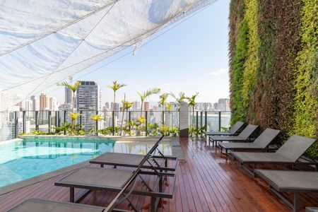 Studio à venda com 25m², 1 quarto e sem vagaÁrea comum - Piscina