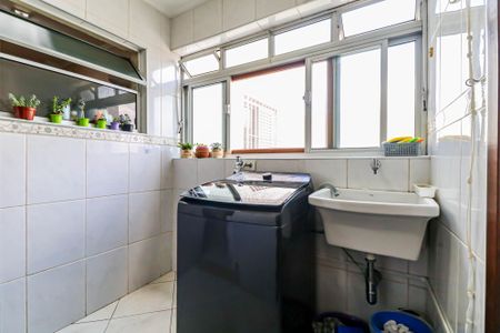 Apartamento à venda com 70m², 3 quartos e 1 vaga Apartamento à venda com 70m², 3 quartos e 1 vagaLavanderia