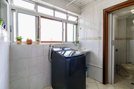 Apartamento à venda com 70m², 3 quartos e 1 vaga Apartamento à venda com 70m², 3 quartos e 1 vagaLavanderia