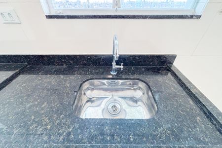 Apartamento para alugar com 2 quartos, 80m² em Jardim Maringa, São Paulo