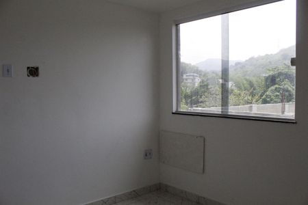 Quarto 2 de apartamento para alugar com 2 quartos, 50m² em Tanque, Rio de Janeiro
