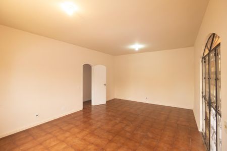 Sala de casa para alugar com 3 quartos, 208m² em Campo Grande, Rio de Janeiro