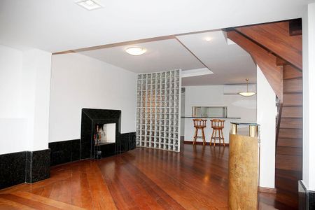 Sala 1 de apartamento para alugar com 4 quartos, 300m² em Menino Deus, Porto Alegre