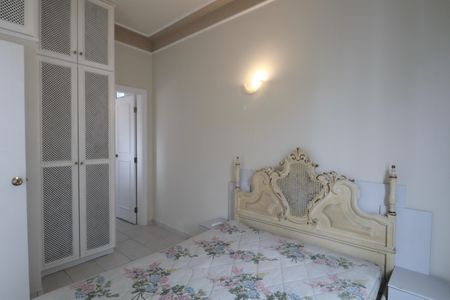 Quarto Suíte de apartamento para alugar com 2 quartos, 70m² em Centro, Guarujá